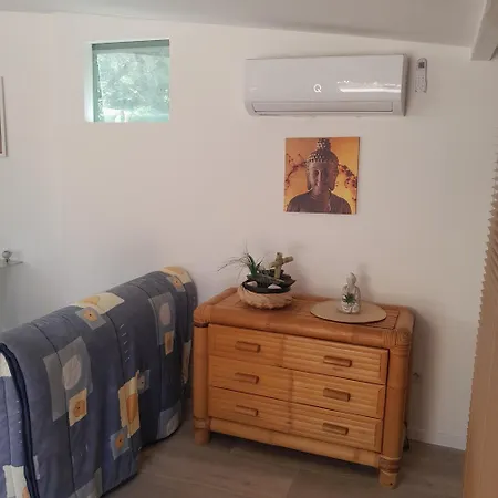 Foret De Janas Apartman